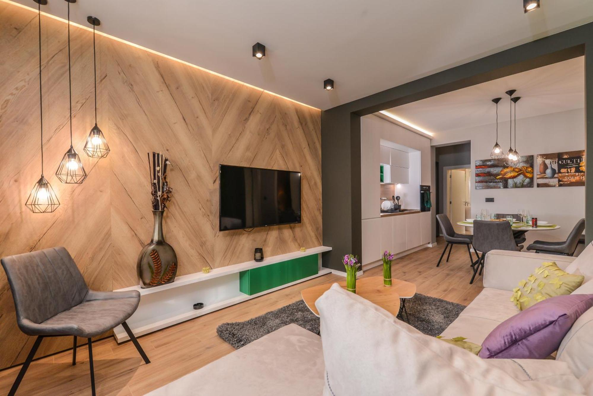 Luxe Dream Apt, 2-bdr, 2-bthr *