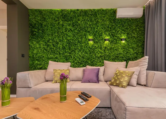 Luxe Sofia Dream Apt, 2-Bdr, 2-Bthr
