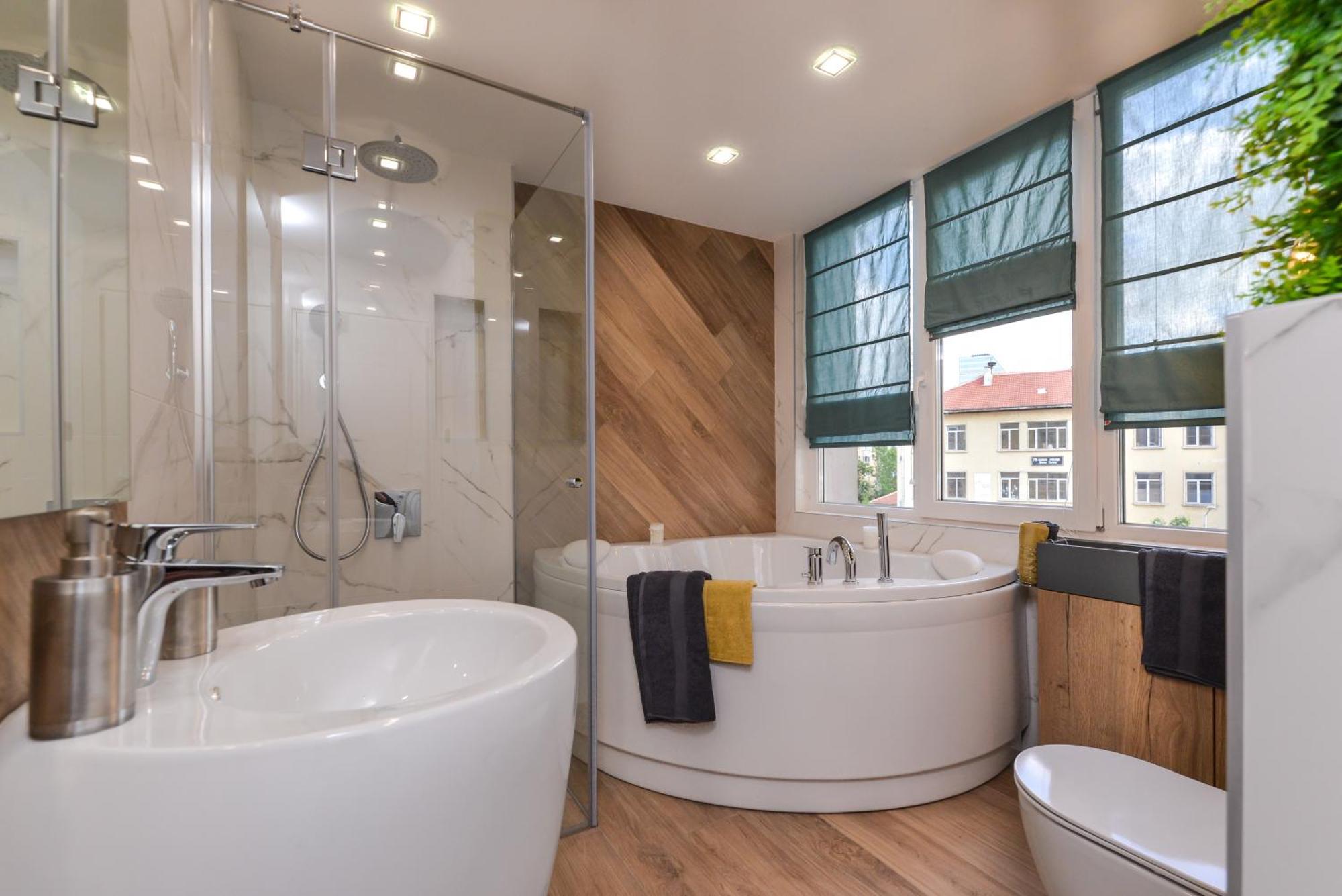 Appartement Luxe Dream Apt, 2-bdr, 2-bthr *