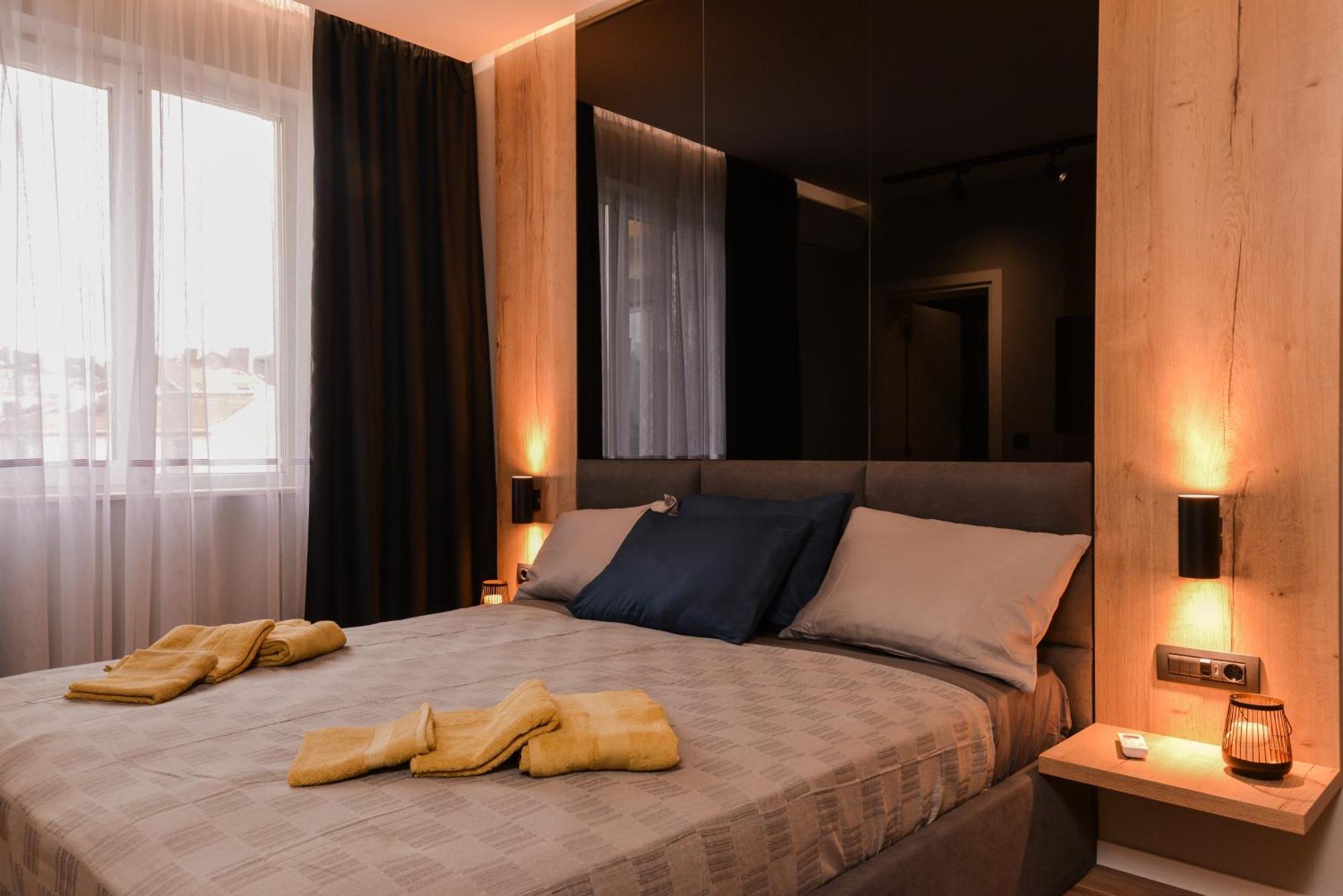 Luxe Dream Apt, 2-bdr, 2-bthr *