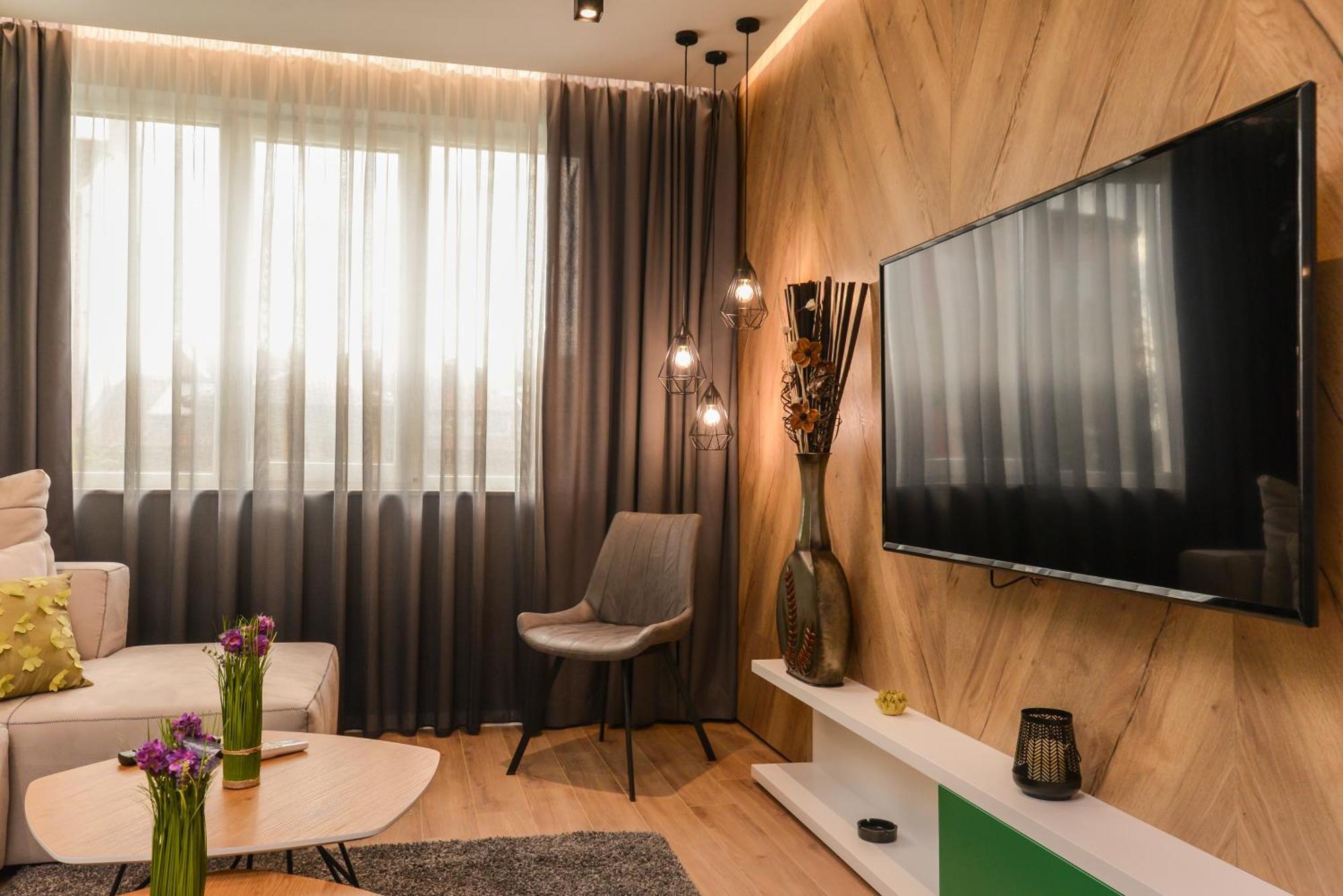 Appartement Luxe Dream Apt, 2-bdr, 2-bthr *